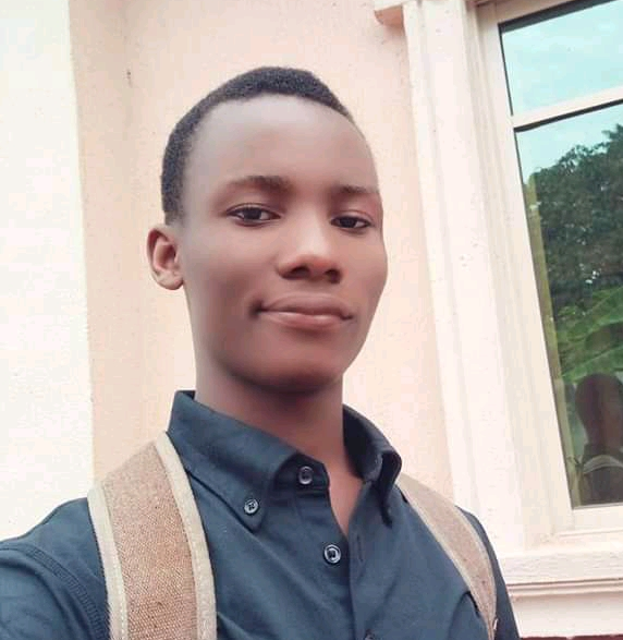 Chibueze-Nwachukwu---Graphic-Designer